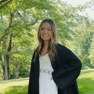 Meet your Posher, Ellie